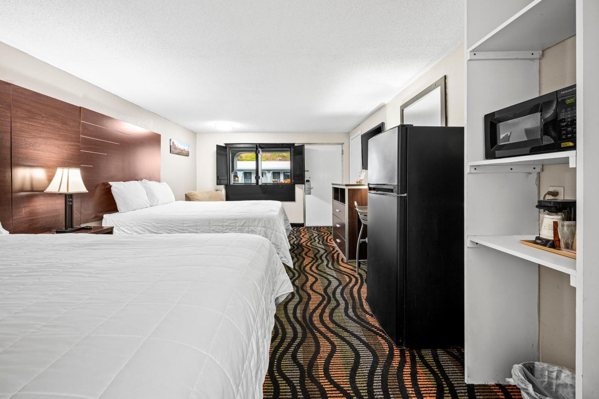 Country Town N' Suites Gatlinburg Extérieur photo
